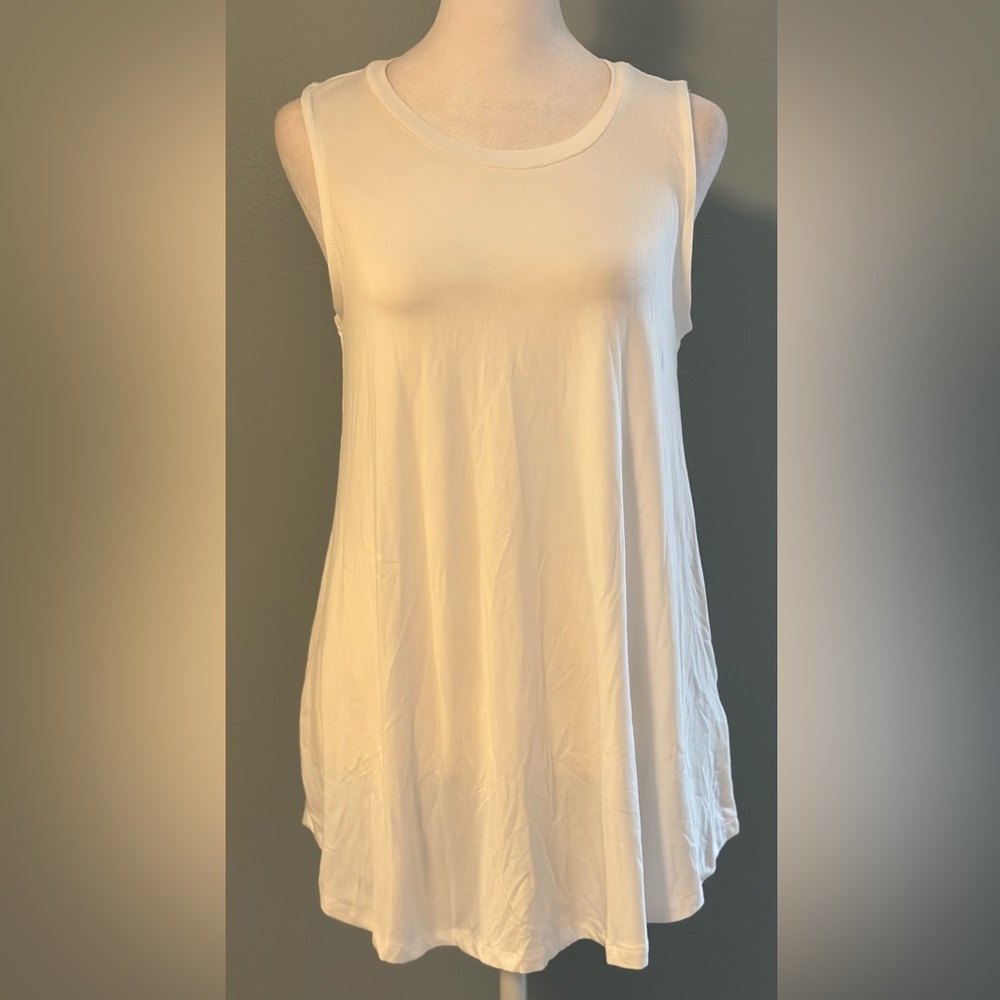Ninexis NWT S Tank Top